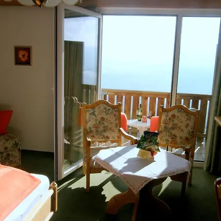 Garni Gaestehaus Karin Szálloda 3*